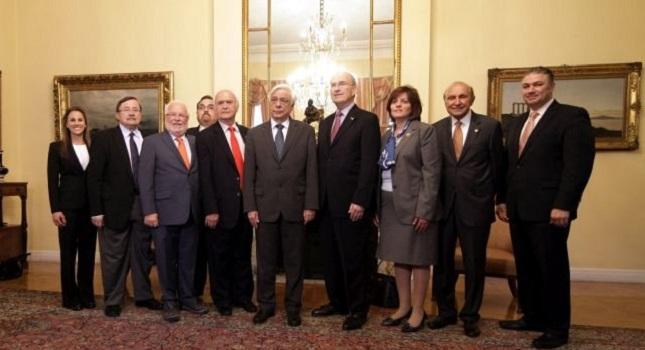 «Αυτή την κρίσιμη ώρα η πατρίδα σάς χρειάζεται»