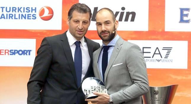 Παπαλουκάς: «Φαβορί η ΤΣΣΚΑ, αλλά…»