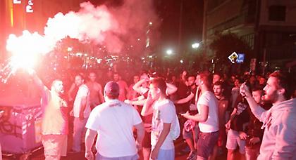 Στις «φλόγες» ο Πειραιάς! (pics)