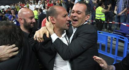 Ο τρομερός πανηγυρισμός των Αγγελόπουλων