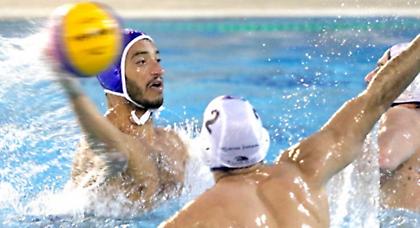 Αυτή την φορά τον… προσπέρασε