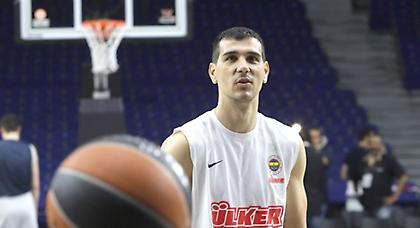 Ζήσης: «Αξιοθαύμαστο αυτό που κάνει ο Ολυμπιακός» (Web TV)