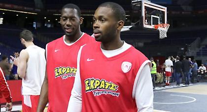 Λαφαγιέτ: «Ένα χέρι μπροστά τους»