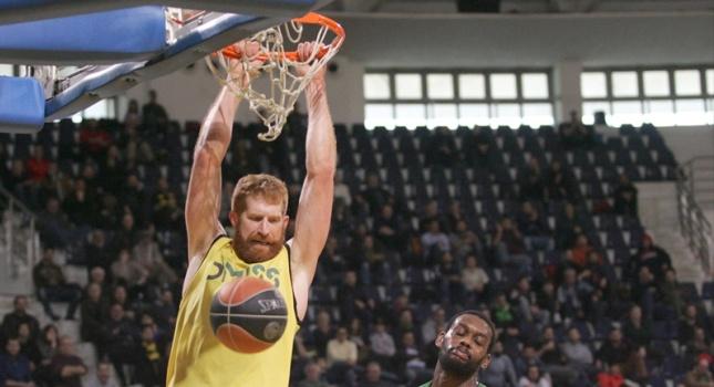 Εκτός ο Νέιμικ