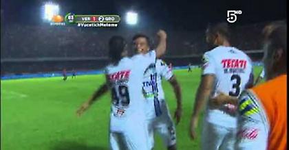 Το τυχερό γκολ του Ροναλντίνιο (video)