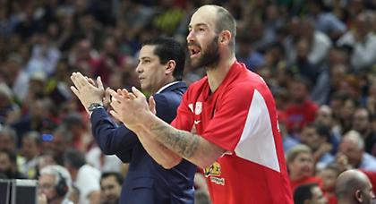 Ευχές σε Παππά και Φώτση από Σπανούλη