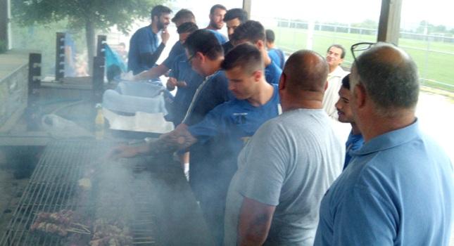 Χαλάρωμα με μπάρμπεκιου στο Αγρίνιο