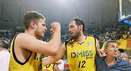 «Καμία πρόταση ακόμη για Βεζένκοφ»