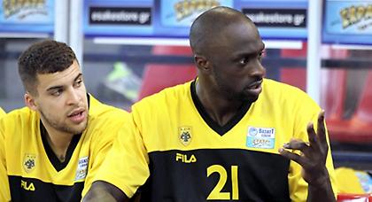 Στην έξοδο ο Μενσά-Μπονσού!