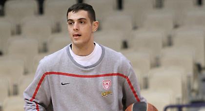 Στα… πιτς ο Παπαπέτρου