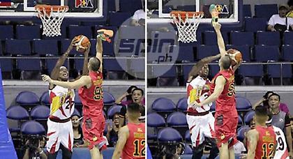 Άμυνα με το… παπούτσι! (video)