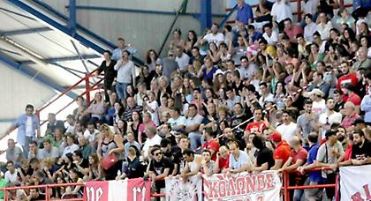 Επεισόδια και μετά τη λήξη στο Παπαστράτειο!