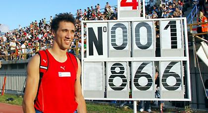 Όταν... χάθηκε στον αέρα ο Τσάτουμας (video)