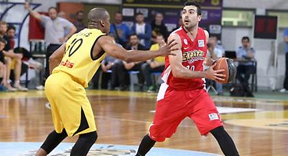 Σλούκας: «Να βελτιώσουμε την άμυνά μας»