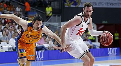 Με την… τριάδα η Ρεάλ