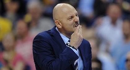 Στην έξοδο ο Ομπράντοβιτς από την Άλμπα