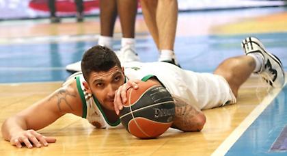 Φορτσάρει για Ολυμπιακό ο Μπατίστα (video)