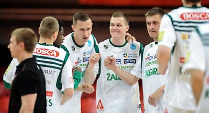 «Σκούπα» και… κούπα για Ζαλγκίρις και Σάρας