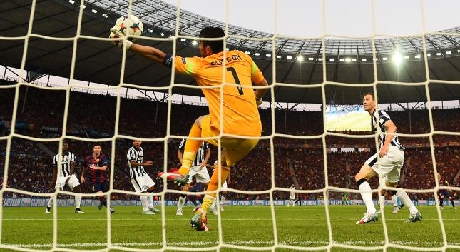 Η μεγάλη απόκρουση του Μπουφόν