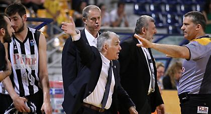 Μαρκόπουλος: «Να μας πούνε οι διαιτητές πως σφυρίζουν»