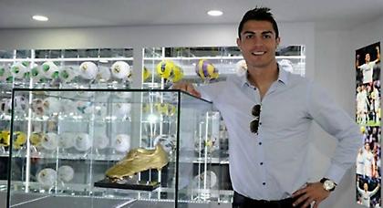 Ταινία η ζωή του Κριστιάνο Ρονάλντο (pic)