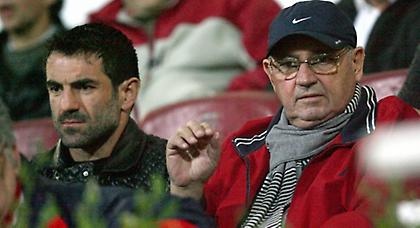 Χτίζει με Μαρκαριάν! Ωϊμέ!