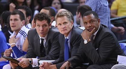 Κερ, βαλ’ τον μέσα (video)