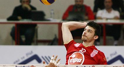 «Ερυθρόλευκος» ο Παπαδόπουλος