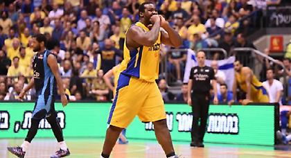 Τέλος ο «Σόφο» από τη Μακάμπι!