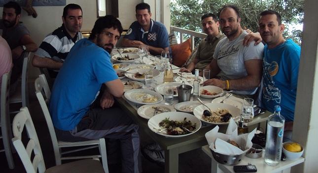 Γεύμα μέσα σε συγκινησιακό κλίμα στον Άρη