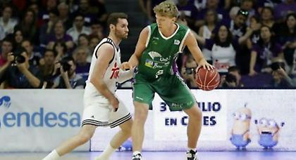 Παρέμεινε ο Κουζμίνσκας