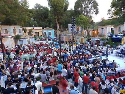 Φαντασμαγορική έναρξη του «Λουξ Cup 2015»