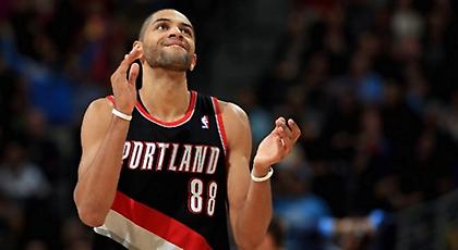 Στους Χόρνετς ο Μπατούμ!