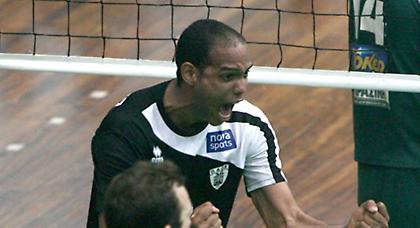 «Να ξυπνήσουν οι ελληνικές ομάδες»