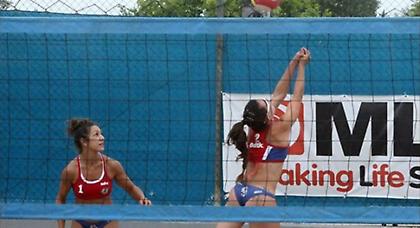 Δεν τους σταμάτησε η βροχή