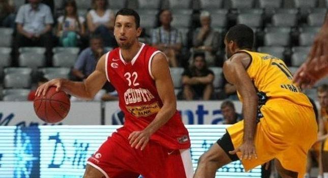 «Κοιτάει» Ούκιτς η ΑΕΚ