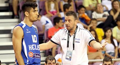 Ανακοινώνει Χέρστον, κοντά και σε Σκουλίδα