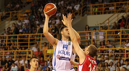 Αναποφάσιστος και περιζήτητος ο Παπαγιάννης