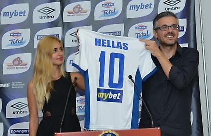 Αστραφτερή η νέα φανέλα της Ελληνικής ομάδας!