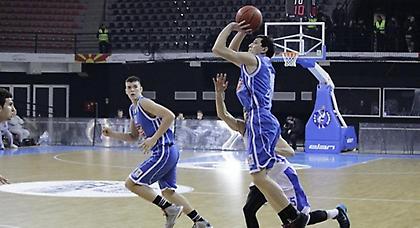 Προβάρει τα… Αρμάνι ο Ιλιέφσκι