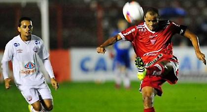 Επιστροφή με νίκη για Ριβάλντο (video)