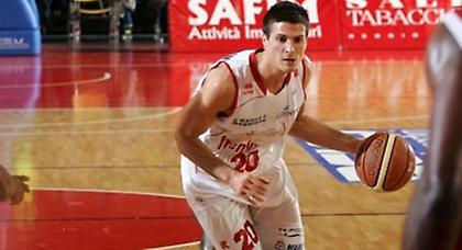 Φόρεσε τα Αρμάνι ο Τσιντσιαρίνι