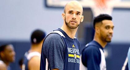 «Αρνείται ο Καλάθης ότι υπέγραψε στον Παναθηναϊκό»