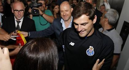 Οι πρώτες... στιγμές του Κασίγιας (pics)