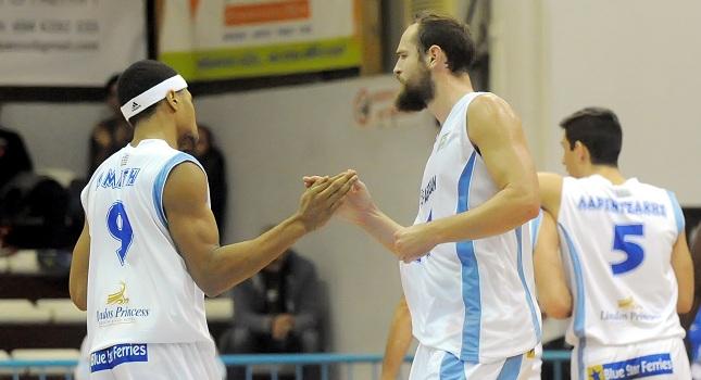 Μιλά με Λίντεν ο Αρκαδικός