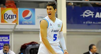 Παραμένει στον Κολοσσό ο Λαρεντζάκης