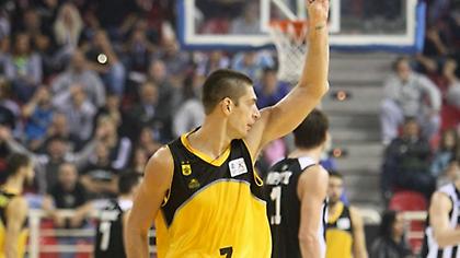 Πελεκάνος: «Να πάρουμε τίτλο με τον Άρη»