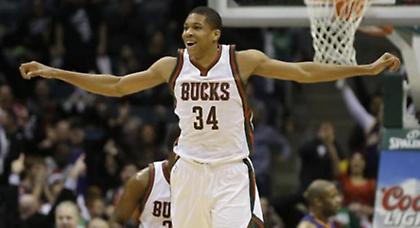 Στην Team Africa ο Αντετοκούνμπο!