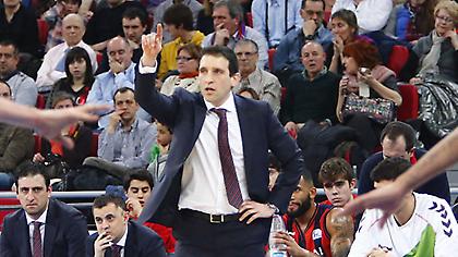 Ανέλαβε τη Μανρέσα ο Ναβάρο