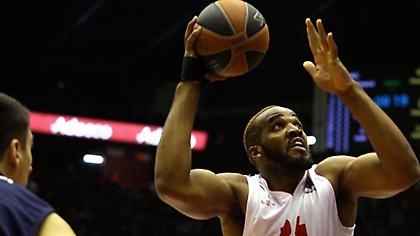 Υπέγραψε στην Μπαρτσελόνα ο Σάμιουελς! (pic)